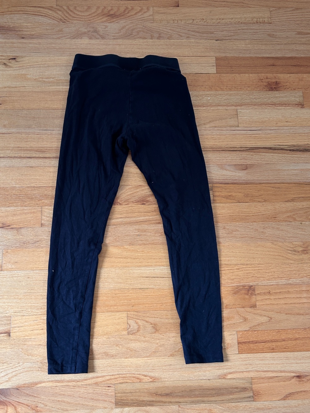 Forever 21 ladies Black leggings